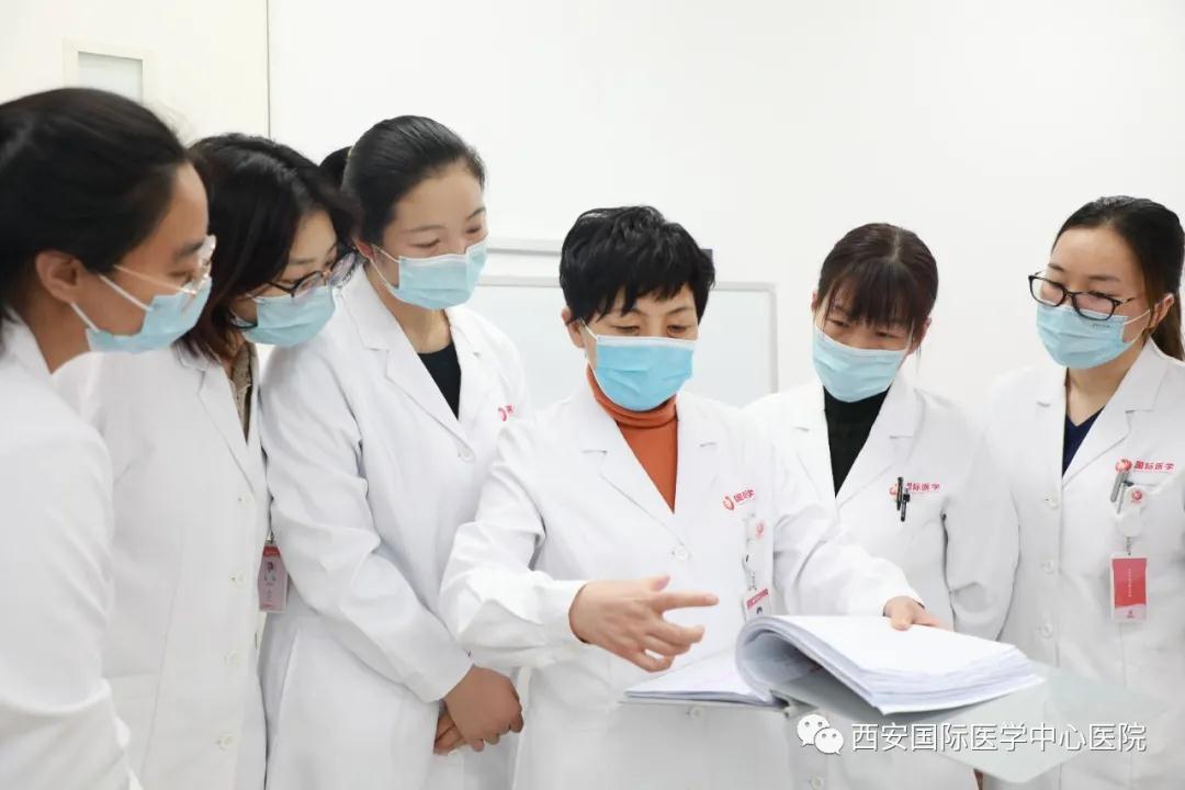 81歲老人腹大如球，一個(gè)半小時(shí)后……