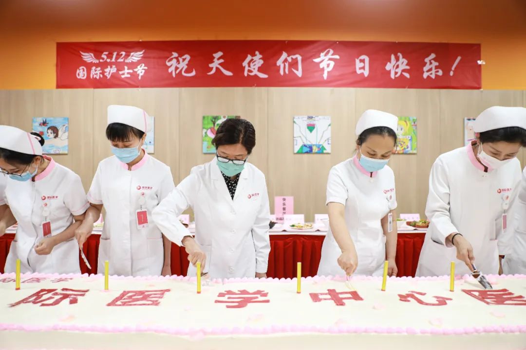 5·12國際護(hù)士節(jié)系列活動之三|今天，讓所有鮮花為她們綻放！