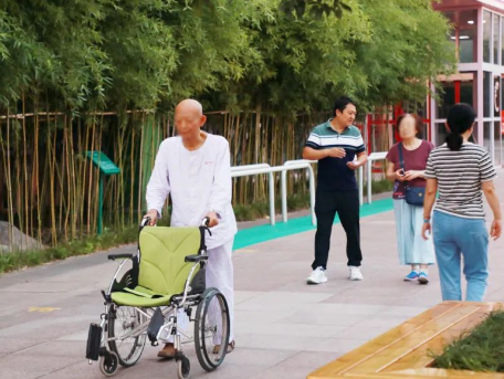 住院期間也能給健康加分？每周一、三、五動(dòng)起來(lái)，為健康打卡！