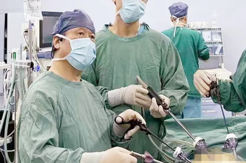 68cm橡膠水管吞入腹中！我院普外科腹腔鏡微創(chuàng)手術(shù)緊急施救！