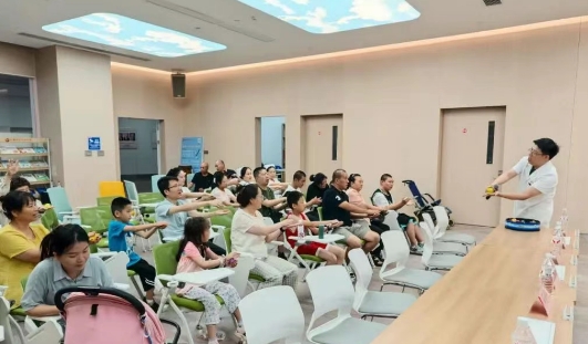 愛在音符中流淌，希望在指尖處傳遞——直擊腦癱多學(xué)科義診現(xiàn)場(chǎng)
